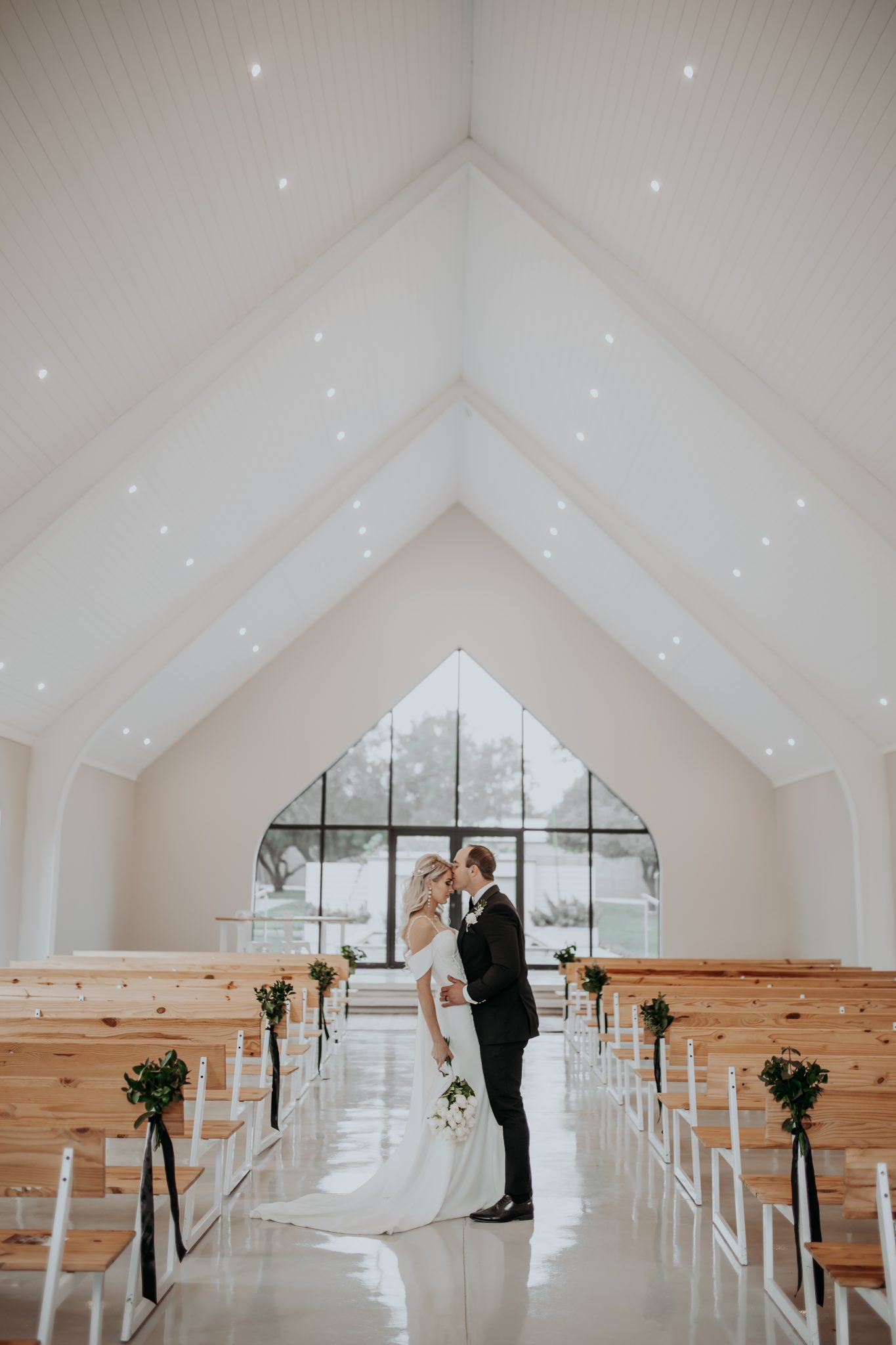 Petre and Marinel wedding photo 10